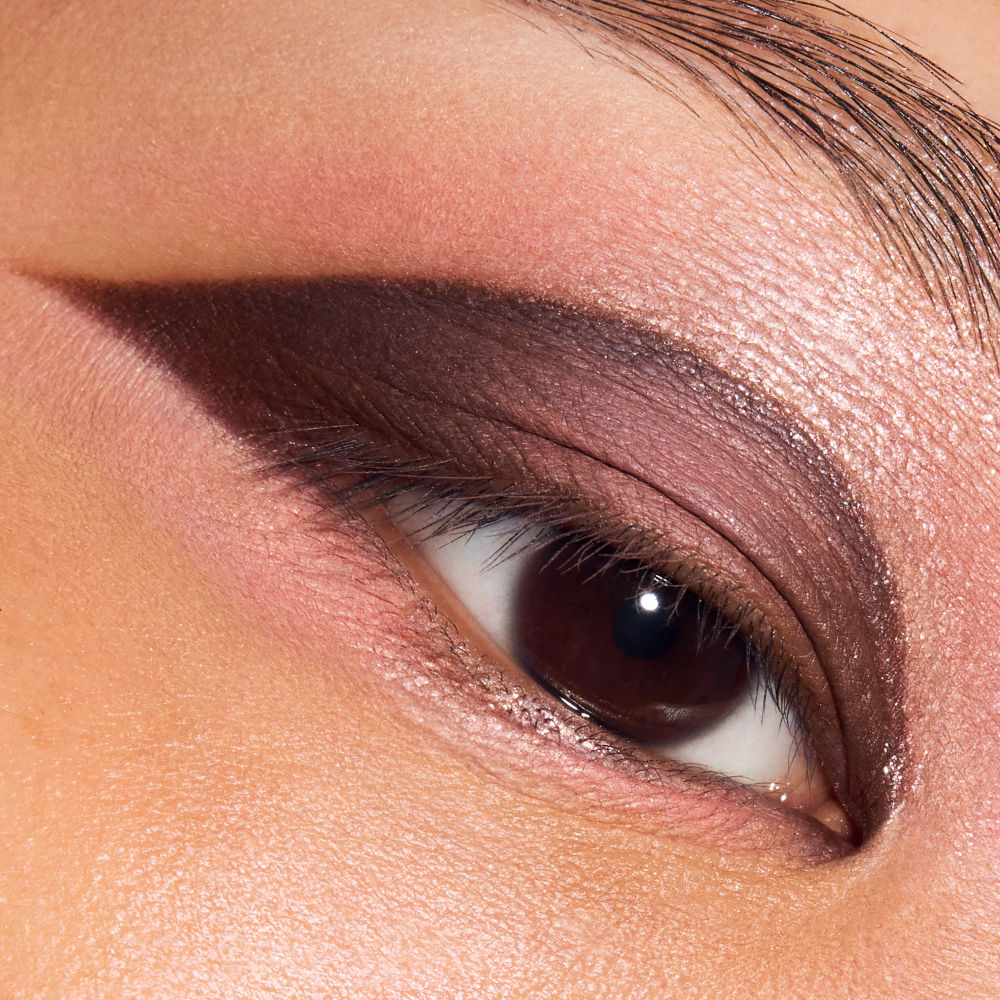 M.A.C Dazzleshadow Eyeshadow Stick - Sublimil Spark, 1.6g Buy at Indicrest Image 3