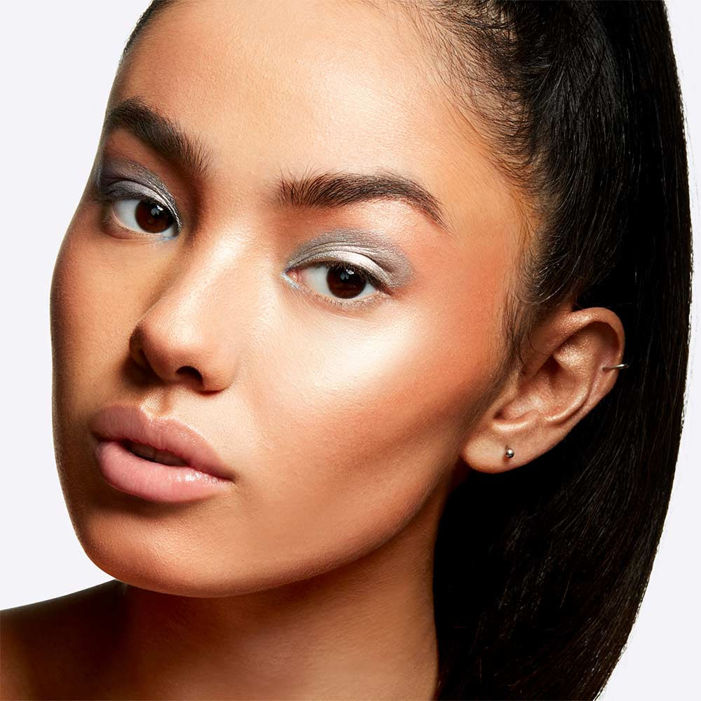 M.A.C Extra Dimension Skinfinish Powder - Oh, Darling!, 9g Buy at Indicrest Image 4