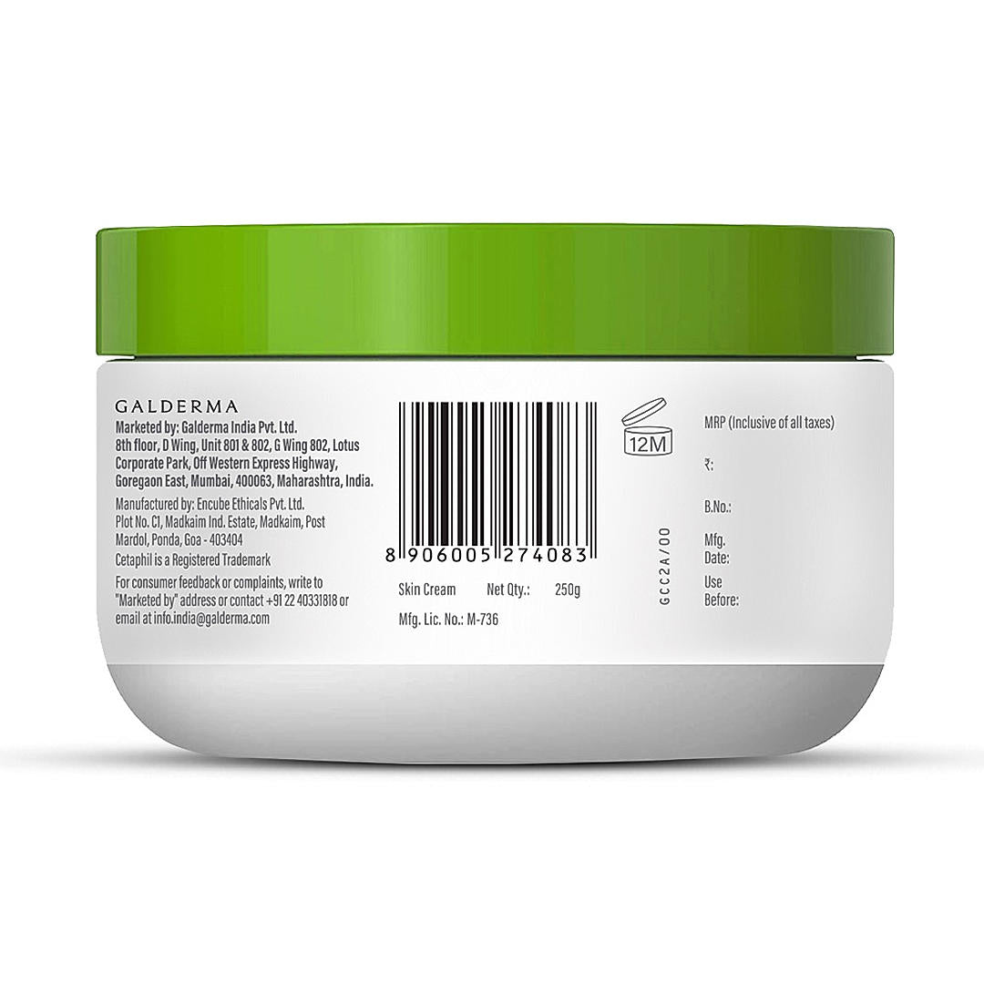 Cetaphil Moisturising Cream rich texture close-up