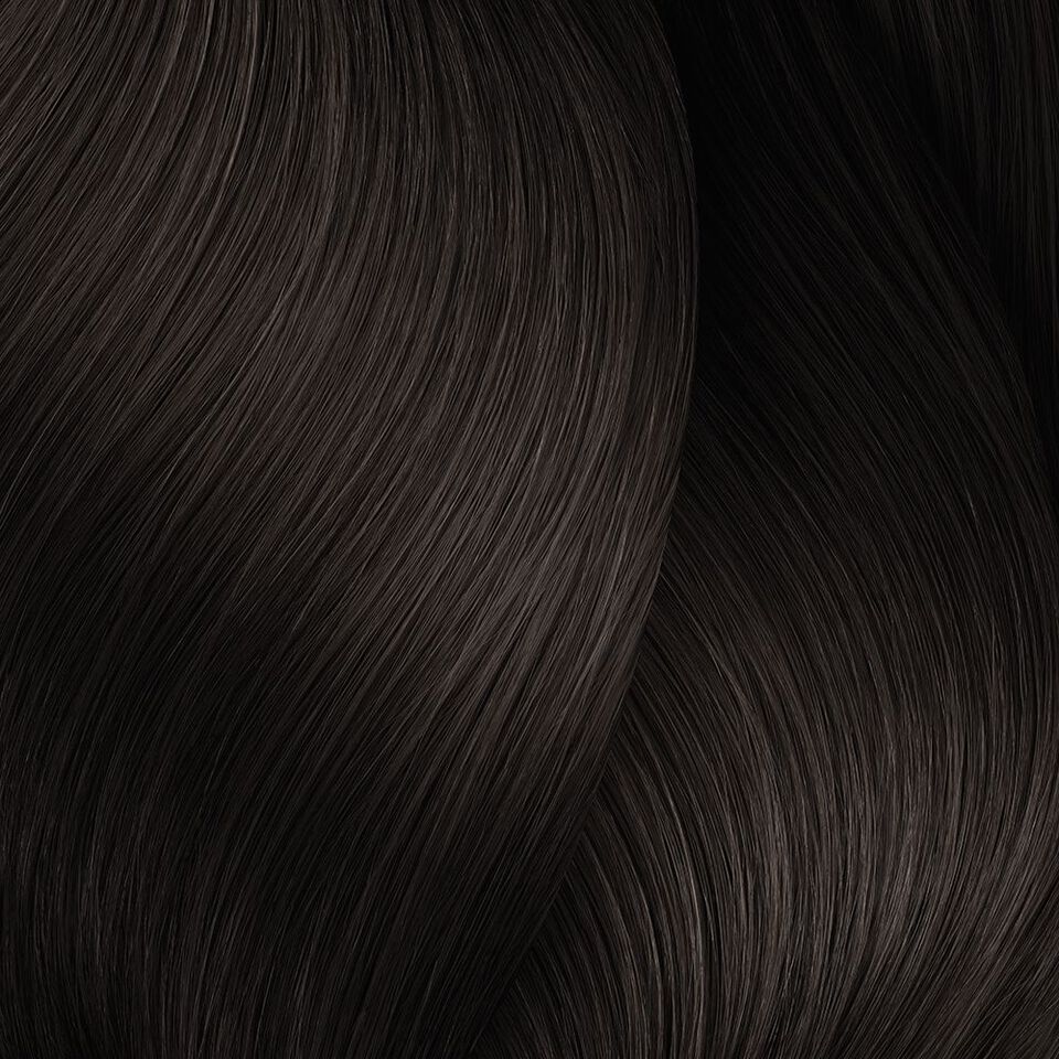 Creamy mix of Majirel 5.15 with developer