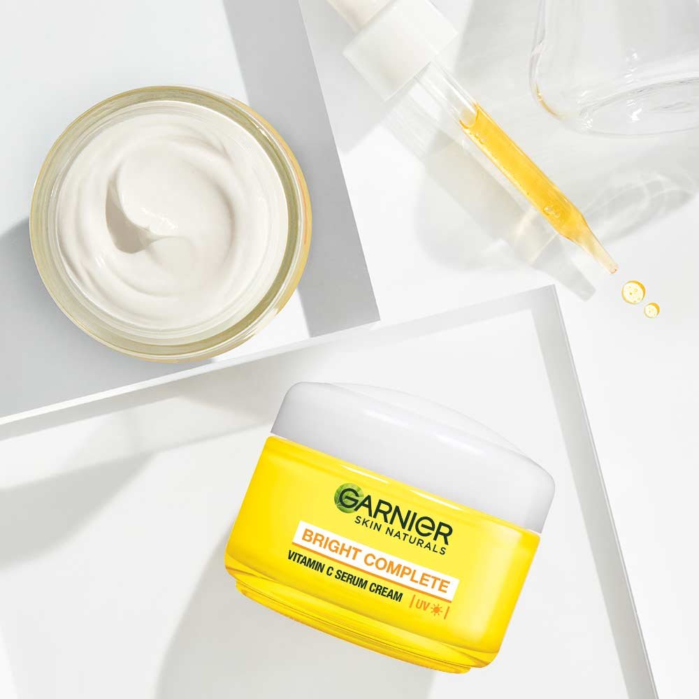 Garnier Cream on Skin Application Close-up