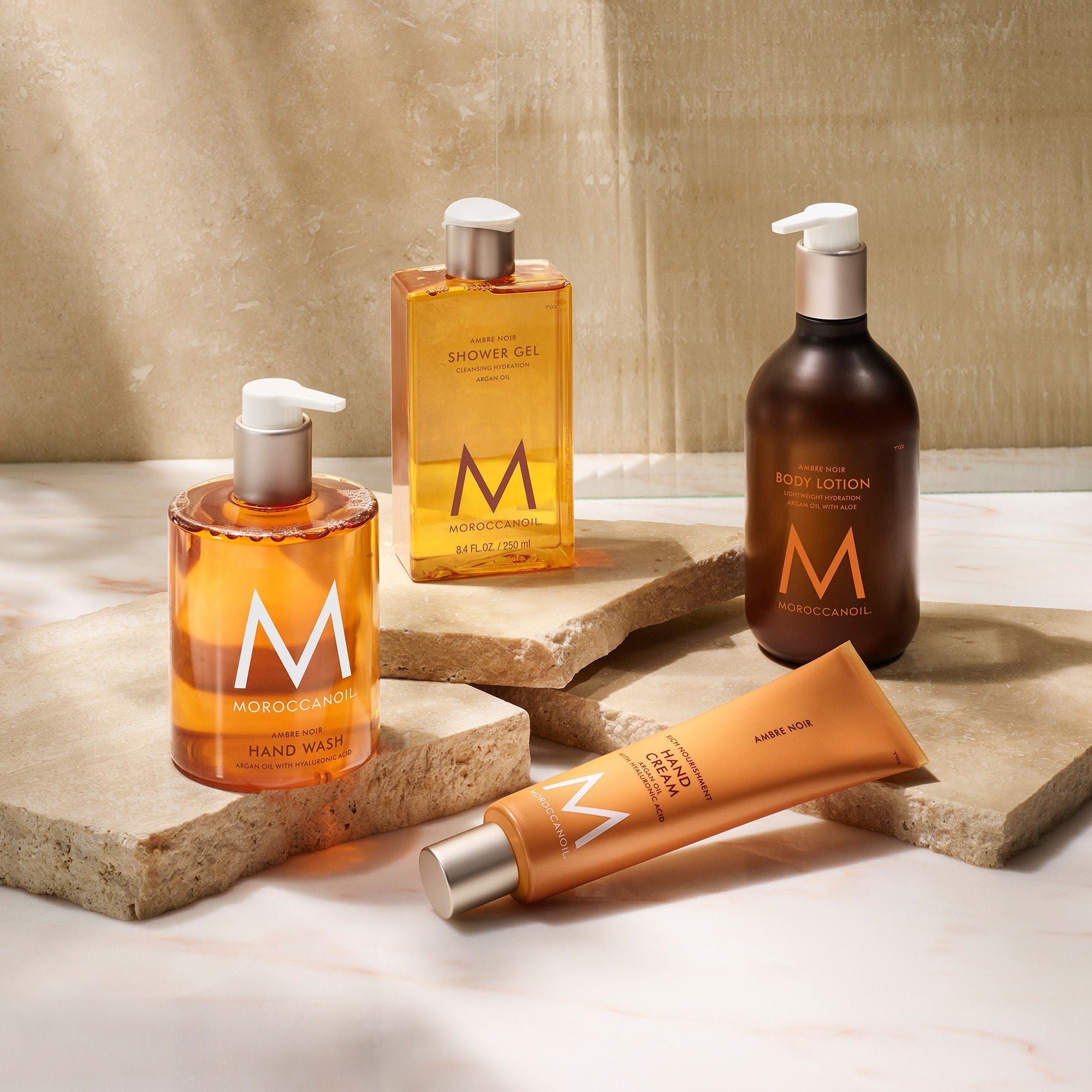 Moroccanoil Hand Cream Ambre Noir | Argan Oil, Hyaluronic Acid & Shea Butter Soft, Moisturized Hands, 40ml