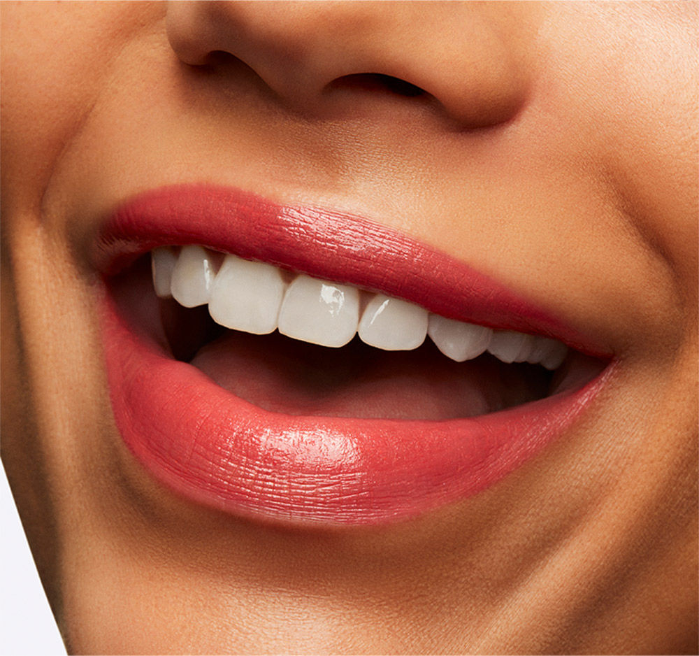 M.A.C Lustreglass Lipstick - Gummy Bare, 3g